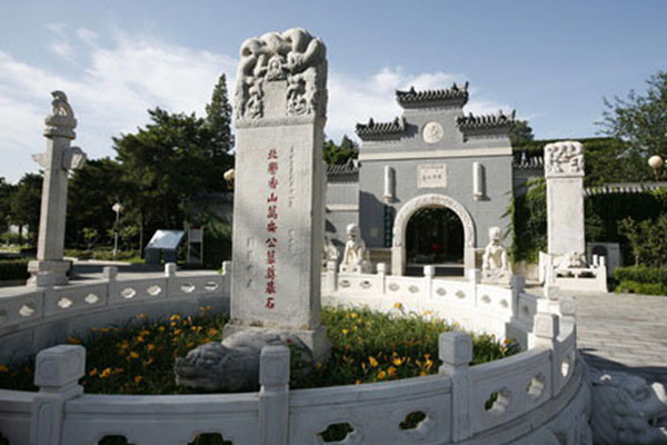  北京万安公墓有什么名人？万安公墓电话