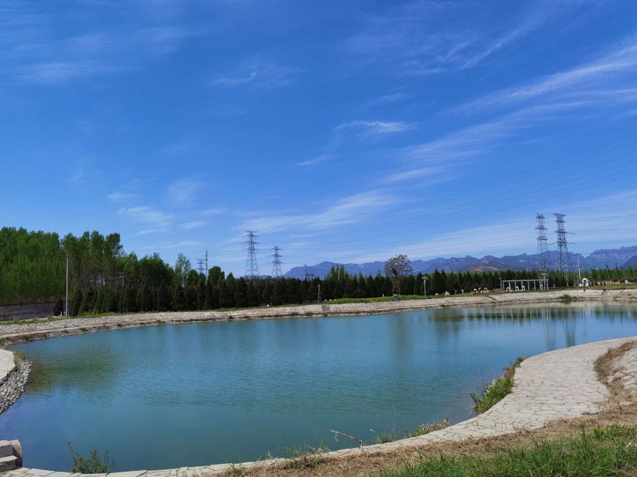  北京市房山区墓地依山傍水望山祖园公墓介绍