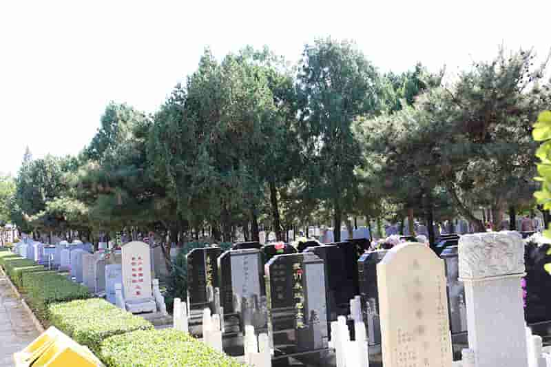  北京八宝山人民公墓联系电话号码
