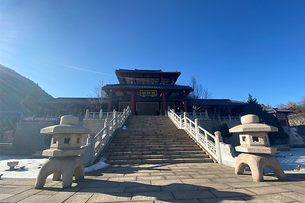  长城华人怀思堂成立多久了？电话环境怎么样？