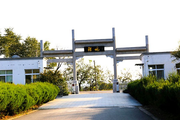  北京宝云岭墓园规模大吗？环境怎么样？